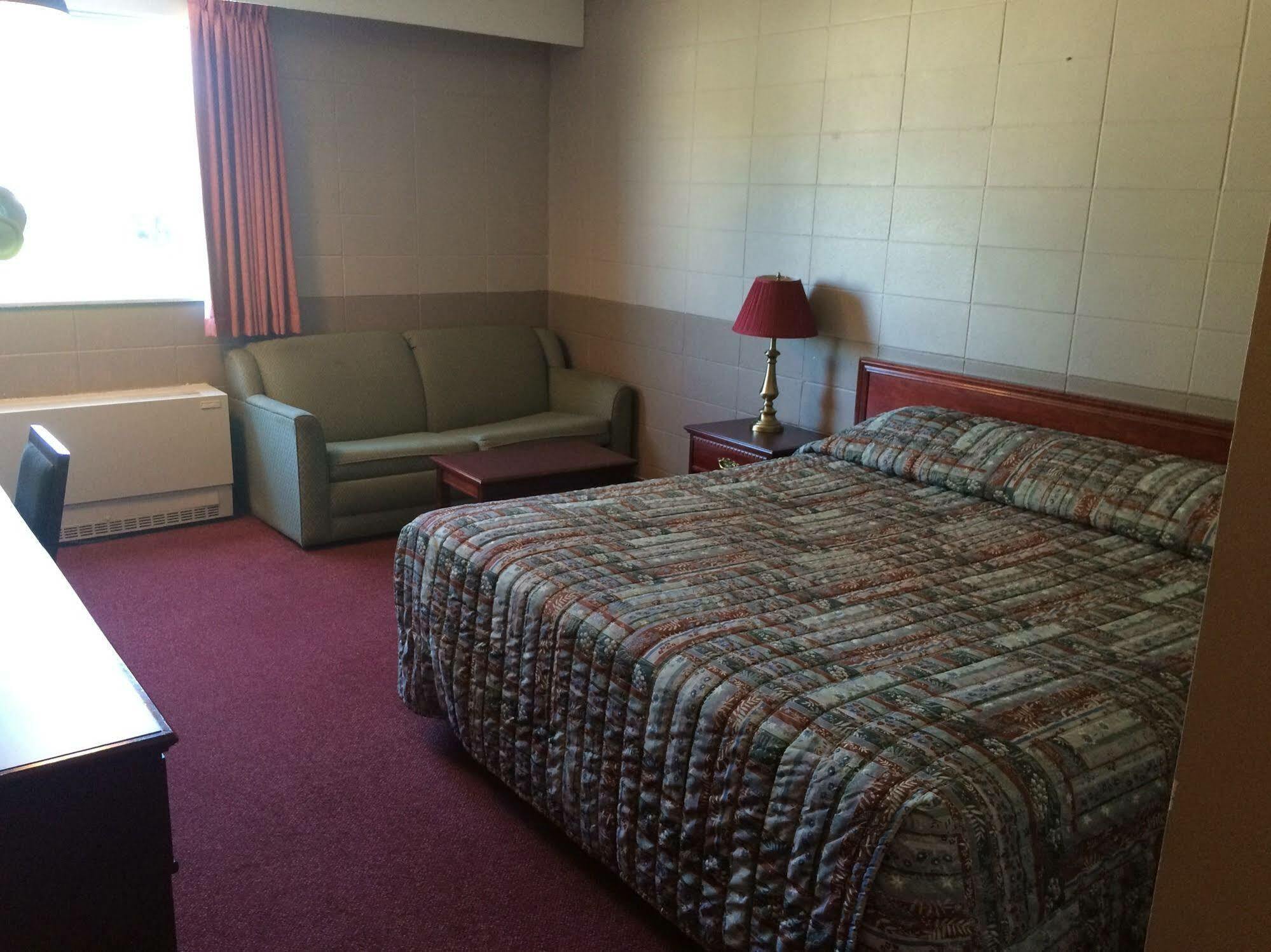 Midtown Motor Inn Bonnyville Eksteriør bilde